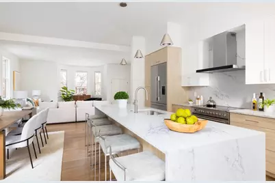 21 Kent Square #1, Brookline, MA 02446 - Photo 11