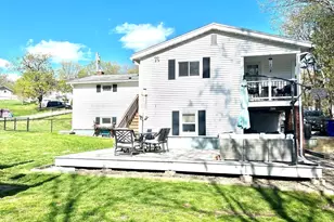 4 Richardson Rd, Hudson, MA 01749 - Photo 7
