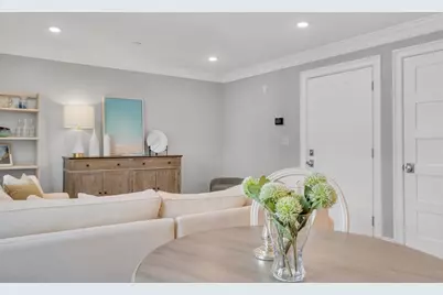 18 Tufts St #4, Cambridge, MA 02139 - Photo 9
