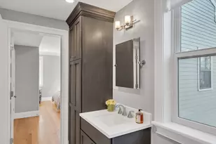 18 Tufts St, Cambridge, MA 02139 - Photo 35