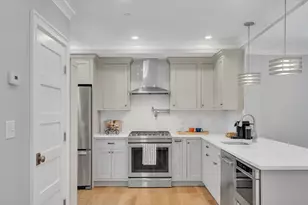 18 Tufts St, Cambridge, MA 02139 - Photo 11