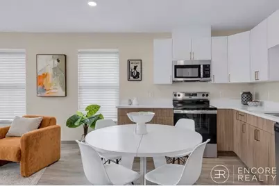 375 Cummins Hwy #404, Boston, MA 02131 - Photo 1