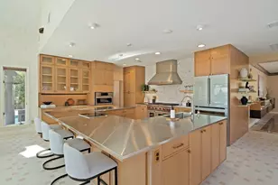 20 Montrose St, Newton, MA 02458 - Photo 9