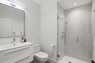 9 Mt Auburn St, Cambridge, MA 02138 - Photo 29