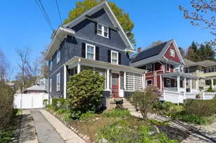 6 Hancock St, Winchester, MA 01890 - Photo 3