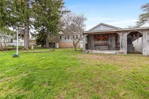 1292 Riverside Ave, Somerset, MA 02726 - Photo 35