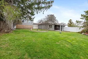 1292 Riverside Ave, Somerset, MA 02726 - Photo 29