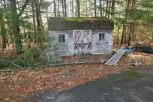 700 Locust St, Swansea, MA 02777 - Photo 5