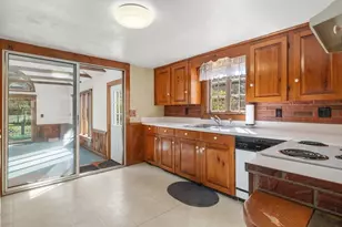 21 Prospect St, West Newbury, MA 01985 - Photo 13