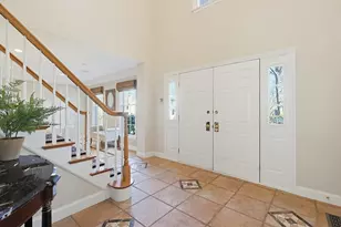 8 Weyman Ln, Sharon, MA 02067 - Photo 3