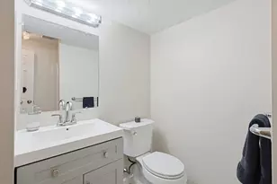 8 Weyman Ln, Sharon, MA 02067 - Photo 39