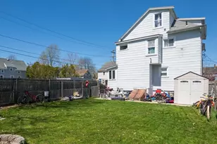 97 Center St, Fairhaven, MA 02719 - Photo 13