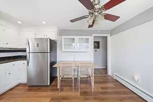 28 Elmwood St, North Andover, MA 01845 - Photo 9