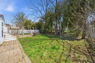 28 Elmwood St, North Andover, MA 01845 - Photo 19