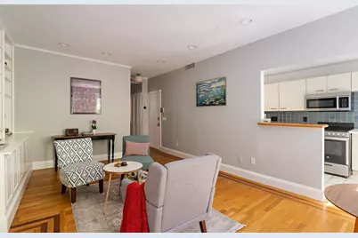 63 W Cedar St #2, Boston, MA 02114 - Photo 5