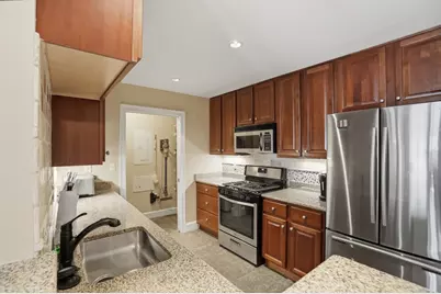 36 Village Rd #714, Middleton, MA 01949 - Photo 9