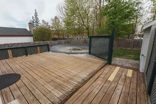 208 Silver St, Greenfield, MA 01301 - Photo 35