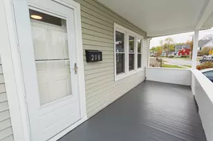 208 Silver St, Greenfield, MA 01301 - Photo 5