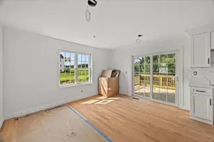 49 Thompson St, Middleborough, MA 02346 - Photo 9