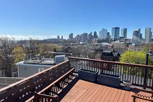 64 Chestnut St, Boston, MA 02129 - Photo 25