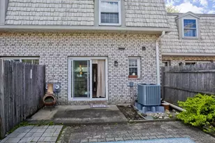 70 Corey Colonial, Agawam, MA 01001 - Photo 21