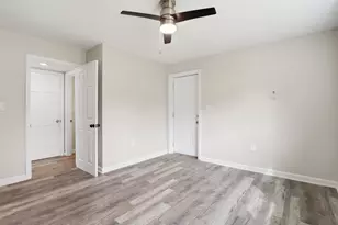 16 Beverly St, Dartmouth, MA 02747 - Photo 27