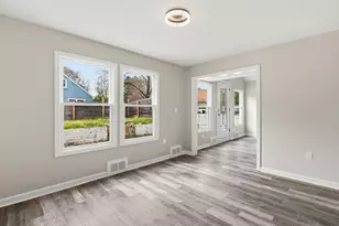 16 Beverly St, Dartmouth, MA 02747 - Photo 23