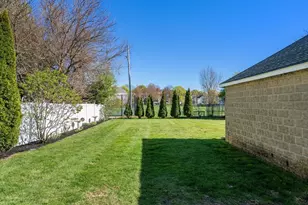 16-18 Walnut St, Belmont, MA 02478 - Photo 37