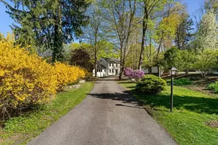 7 Garden Rd, Wellesley, MA 02481 - Photo 3