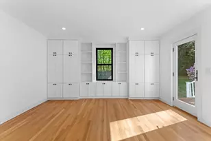 7 Garden Rd, Wellesley, MA 02481 - Photo 21