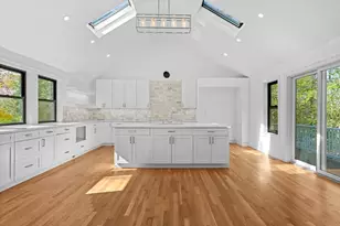 7 Garden Rd, Wellesley, MA 02481 - Photo 7