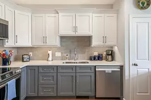 4 Violet Dr, Grafton, MA 01560 - Photo 9