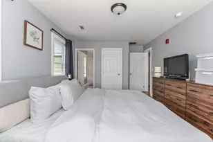 10 Irma St, Boston, MA 02124 - Photo 17