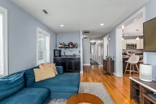 10 Irma St, Boston, MA 02124 - Photo 5