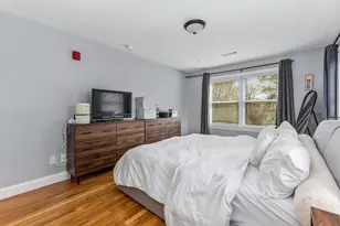 10 Irma St, Boston, MA 02124 - Photo 15