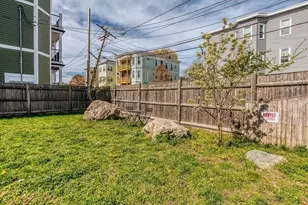 10 Irma St, Boston, MA 02124 - Photo 37