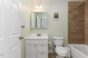 10 Irma St, Boston, MA 02124 - Photo 23