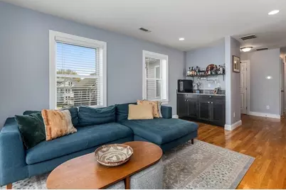 10 Irma St #3, Boston, MA 02124 - Photo 3