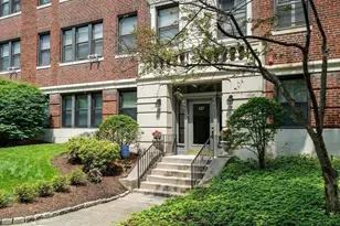 137 Englewood Ave, Boston, MA 02135 - Photo 31