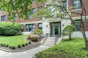 137 Englewood Ave, Boston, MA 02135 - Photo 33