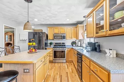 1 Tallowood Ln, Amesbury, MA 01913 - Photo 5