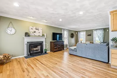 1 Tallowood Ln, Amesbury, MA 01913 - Photo 17