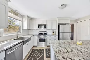 2165 Pleasant St, Dighton, MA 02715 - Photo 17