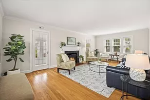 8 Myles Standish Rd, Boston, MA 02132 - Photo 7