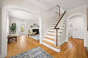 8 Myles Standish Rd, Boston, MA 02132 - Photo 11
