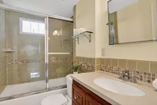 125 Hemlock Dr, Holliston, MA 01746 - Photo 17