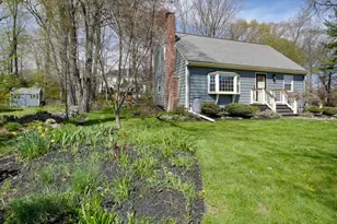 125 Hemlock Dr, Holliston, MA 01746 - Photo 27