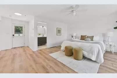 110 Coolidge Hill Rd #2, Watertown, MA 02472 - Photo 17