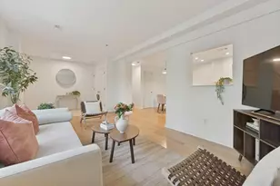 110 Coolidge Hill Rd, Watertown, MA 02472 - Photo 5