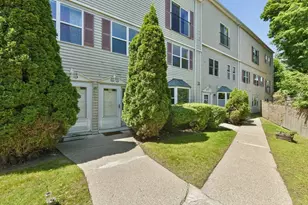 110 Coolidge Hill Rd, Watertown, MA 02472 - Photo 23